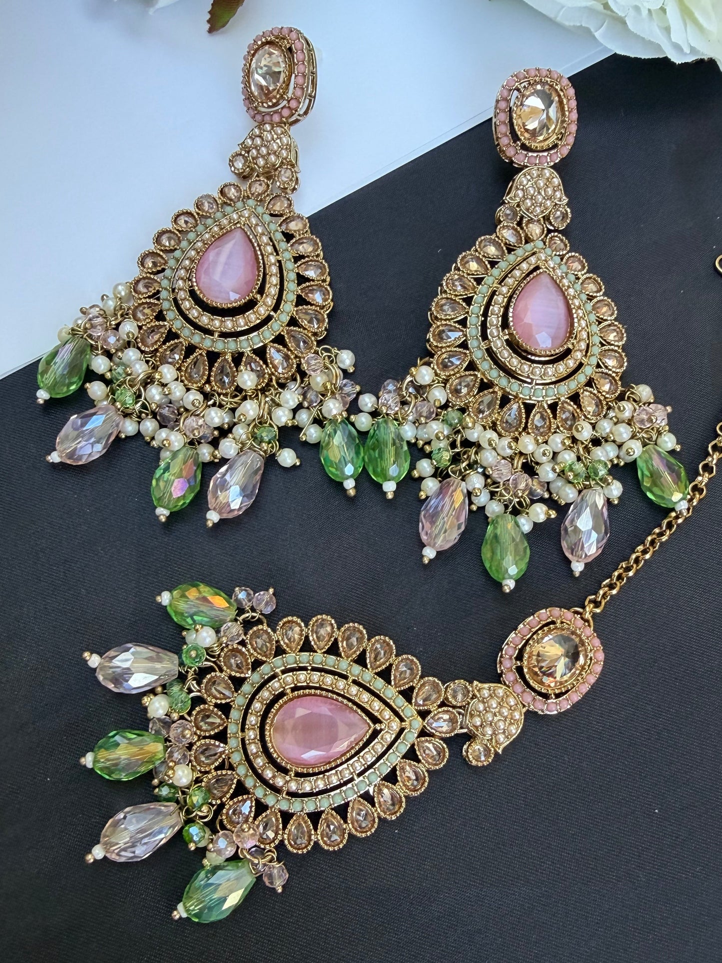 SOHA Tikka set